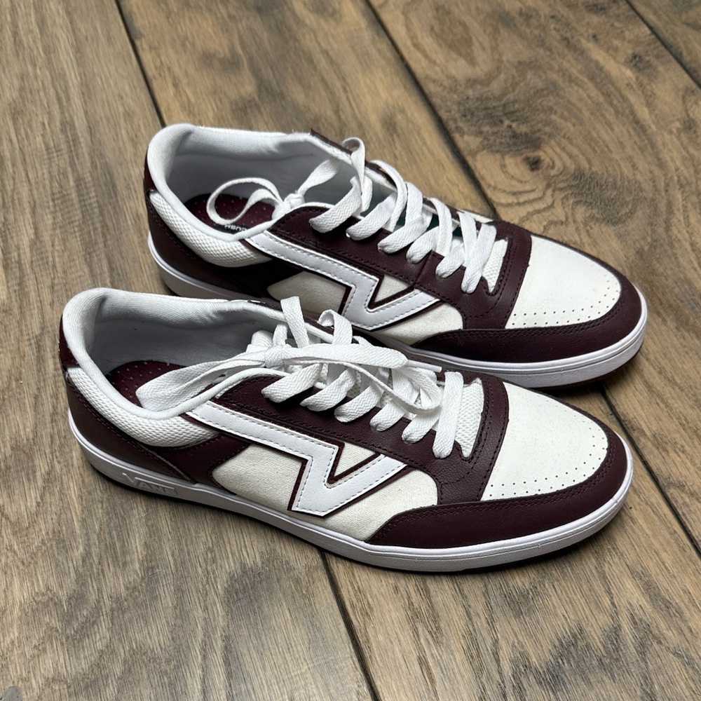 Like new, Vans Stylish Brown and White Men's Sneakers